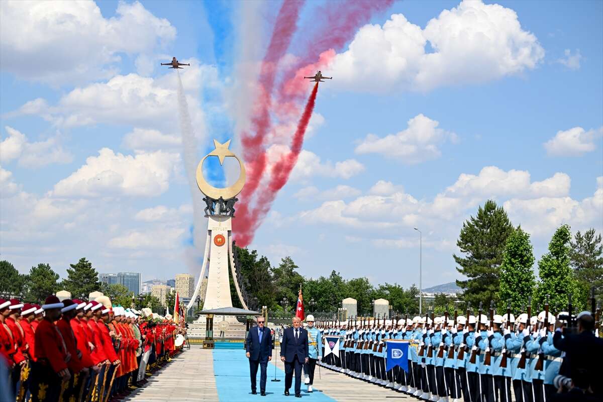 Erdoğan, Trump’ı Konya ekibi ile karşıladı! Bu kareler dünya gündeminde 6